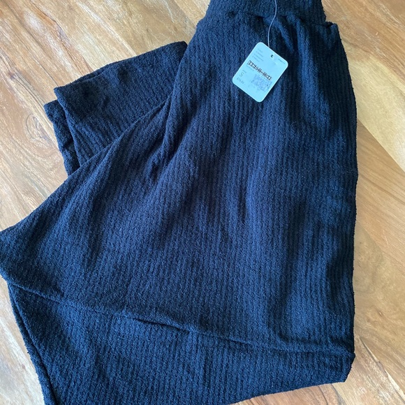 NWT FREE PEOPLE LOOK SHARP JOGGER - Picture 2 of 3